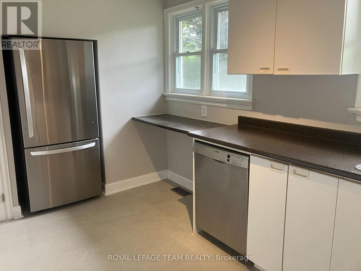 49 CROWNHILL STREET - Photo 8