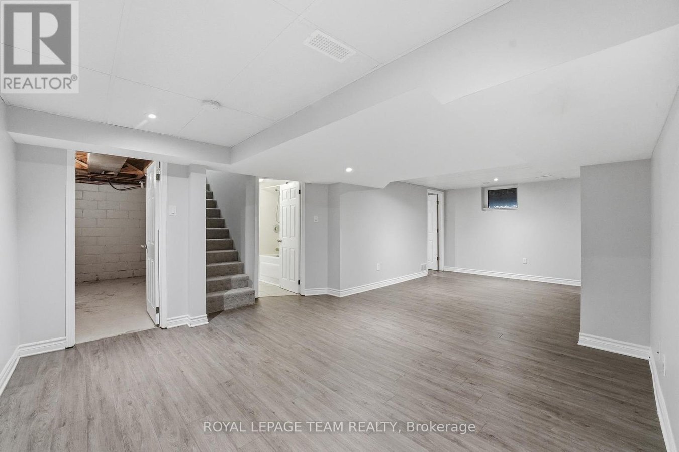 49 CROWNHILL STREET - Photo 20