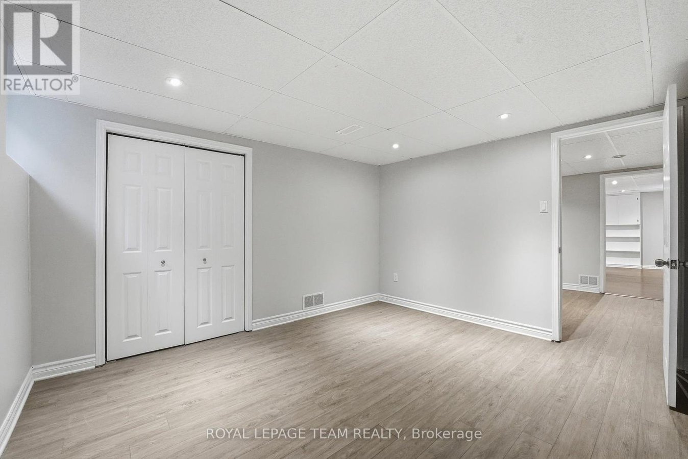 49 CROWNHILL STREET - Photo 23