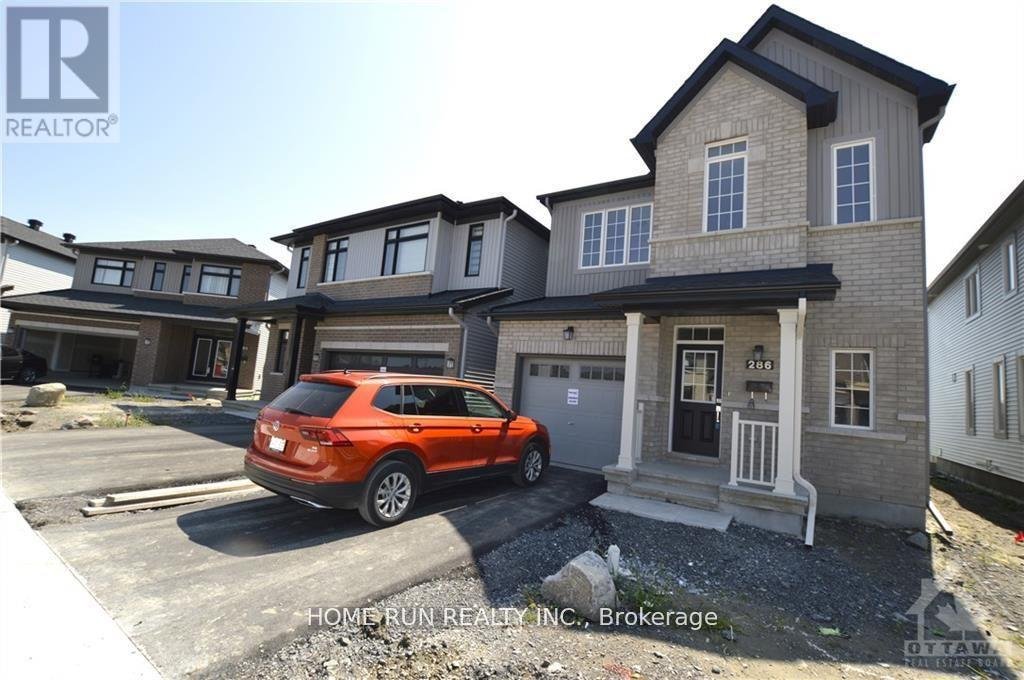 286 TURNBUCKLE CRESCENT - Photo 1
