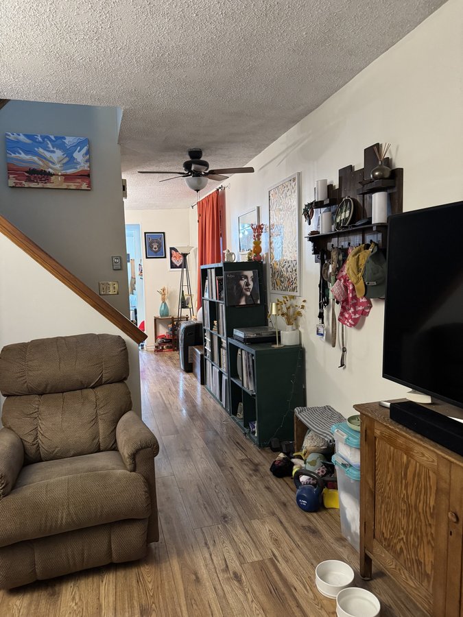 449 McLeod Street - Photo 4