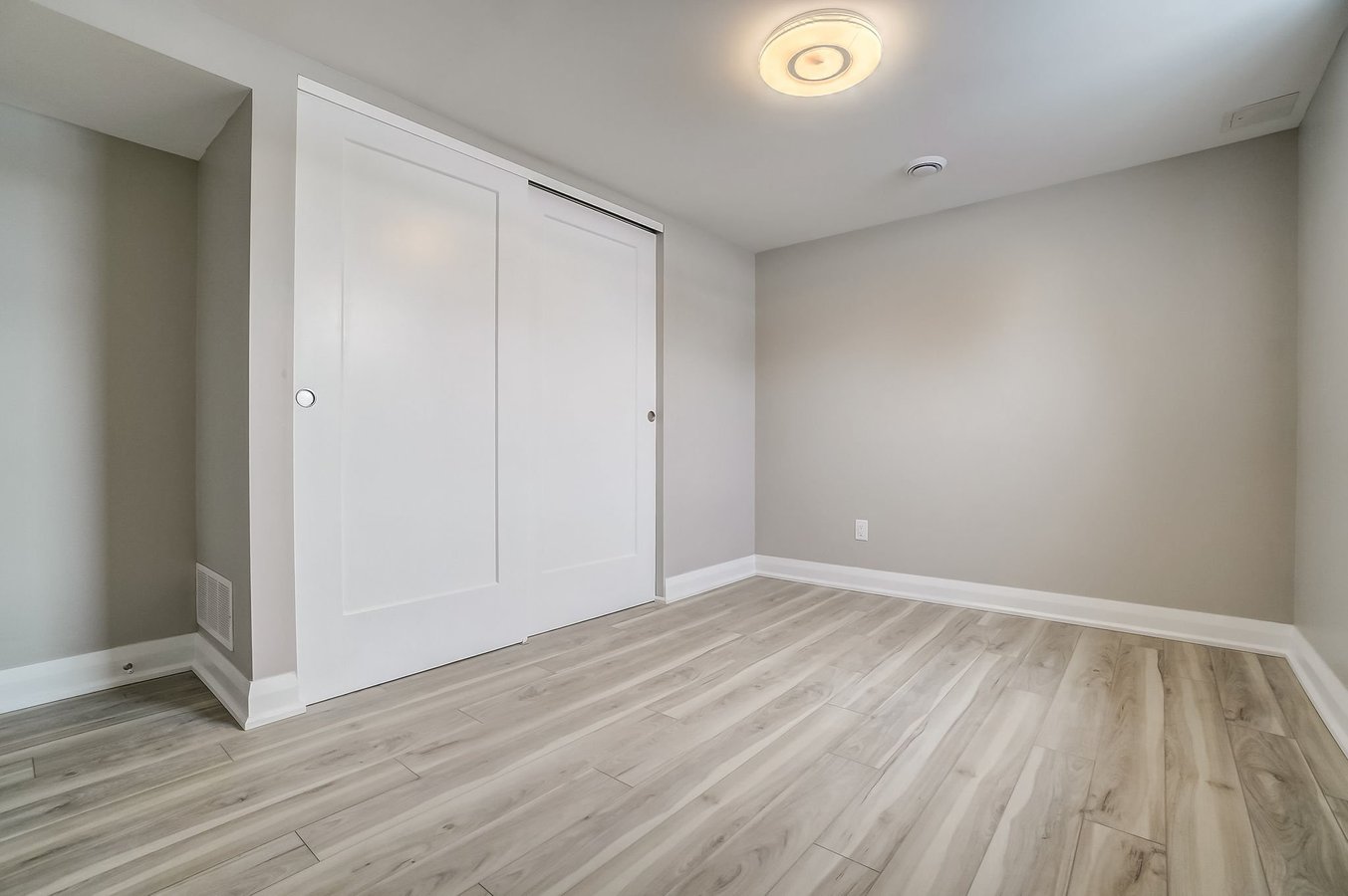 2160 Melfort Street - Photo 19