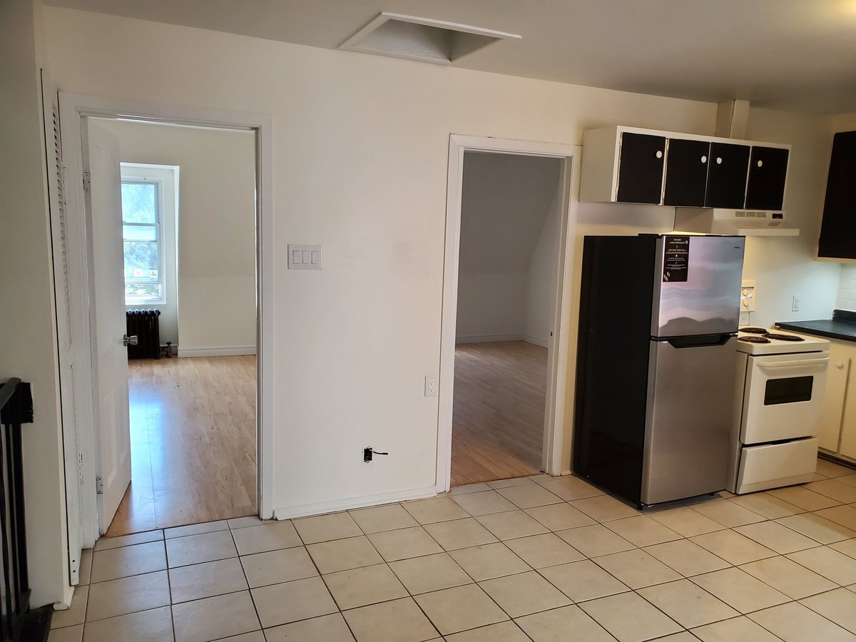227 Laurier Avenue East - Photo 3