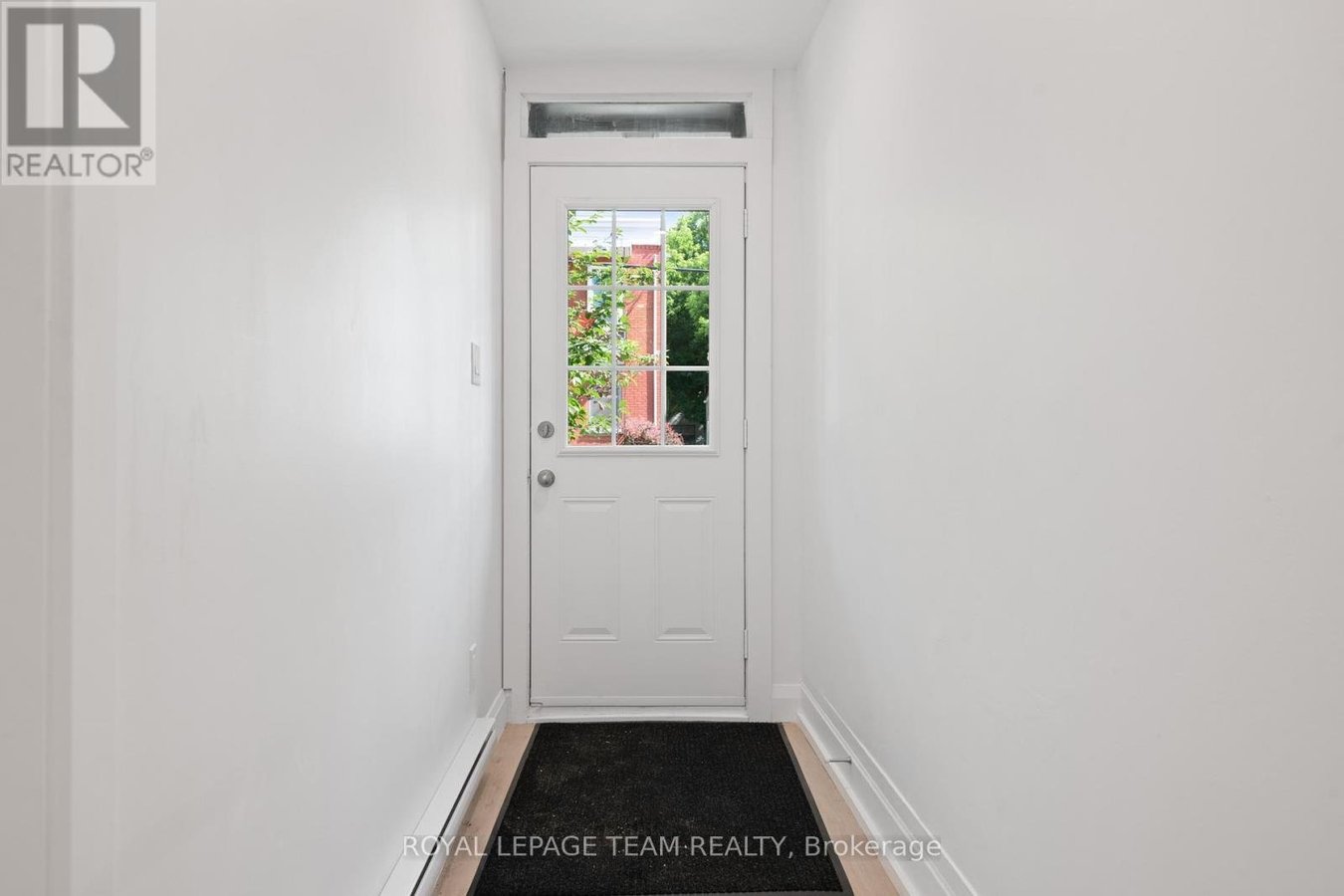 143 ST ANDREW STREET - Photo 4