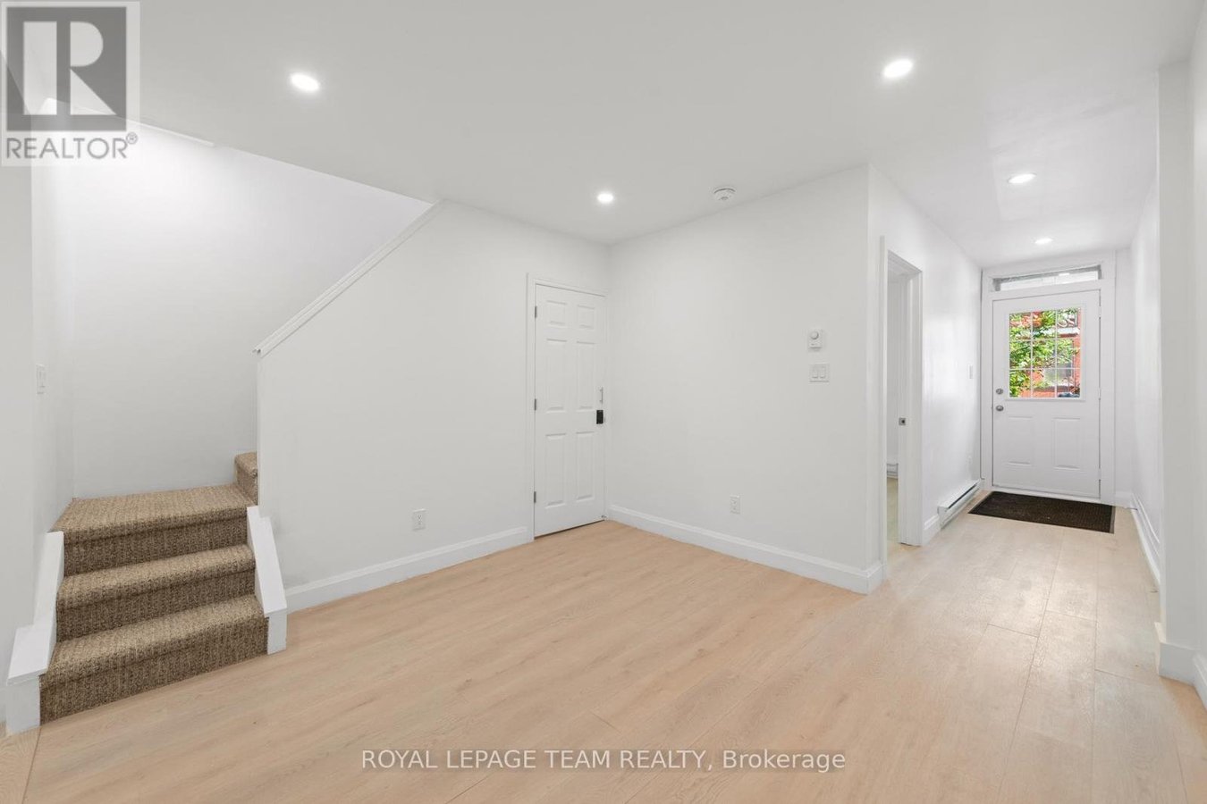 143 ST ANDREW STREET - Photo 10