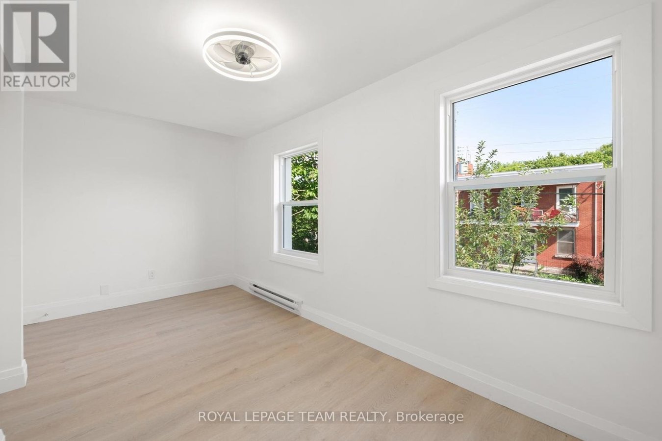 143 ST ANDREW STREET - Photo 24