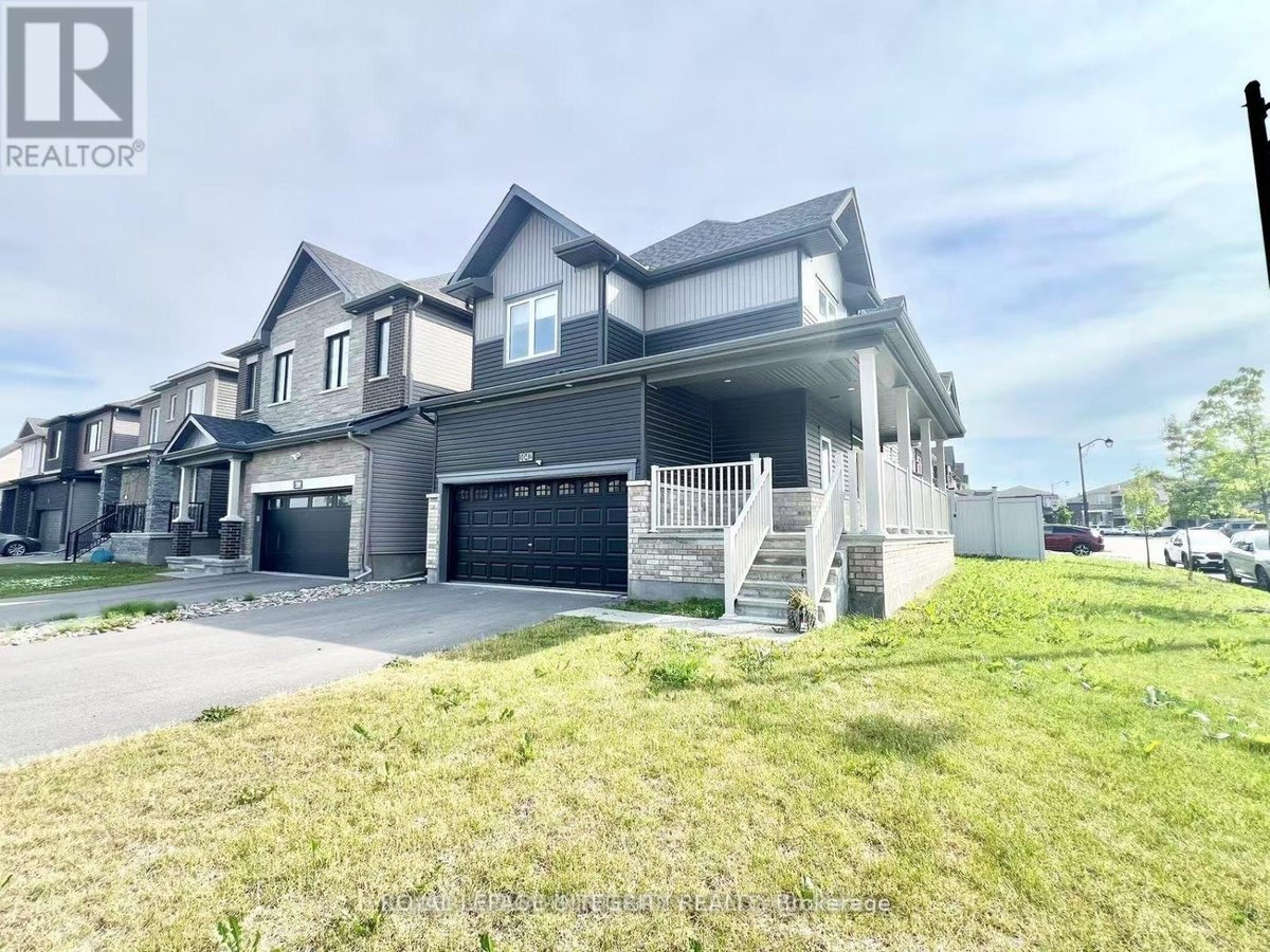 1042 PARABOLICA WAY - Photo 2