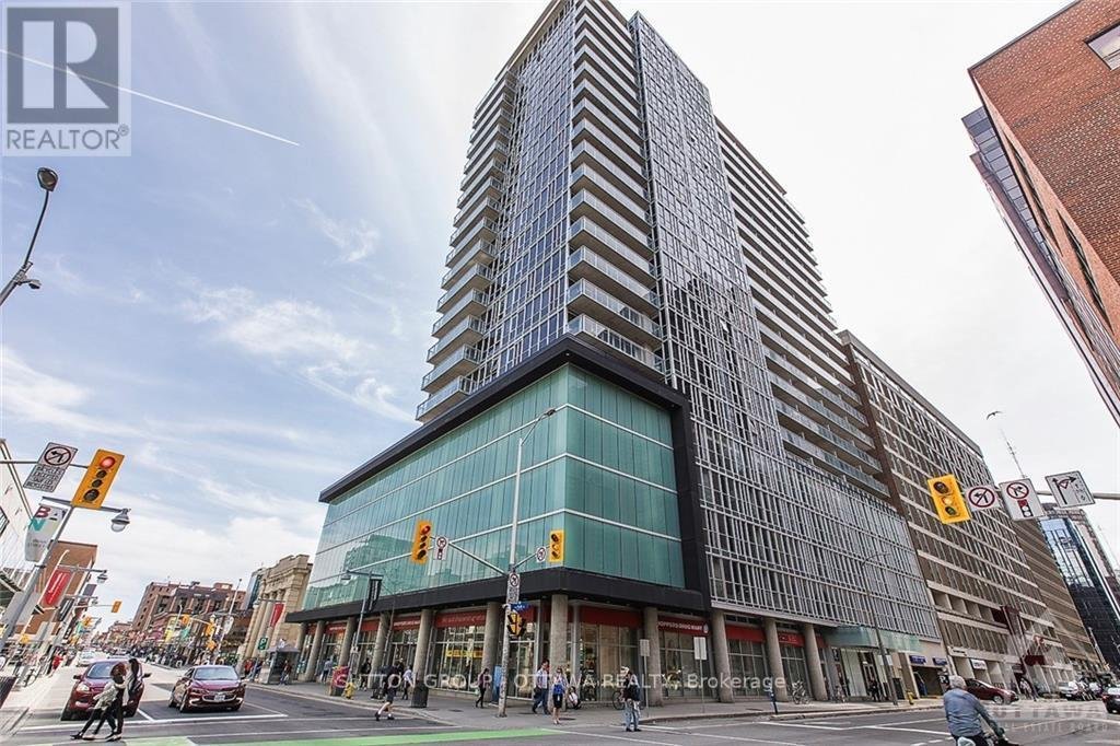 1404 - 324 LAURIER AVENUE W - Photo 1