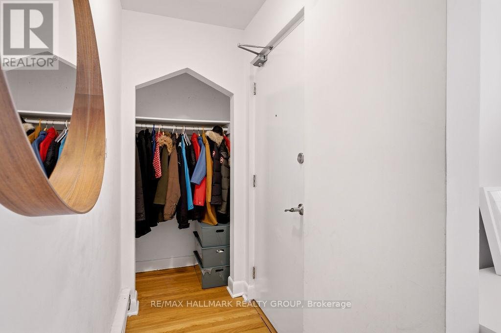 3 - 34 LAVERGNE STREET - Photo 3