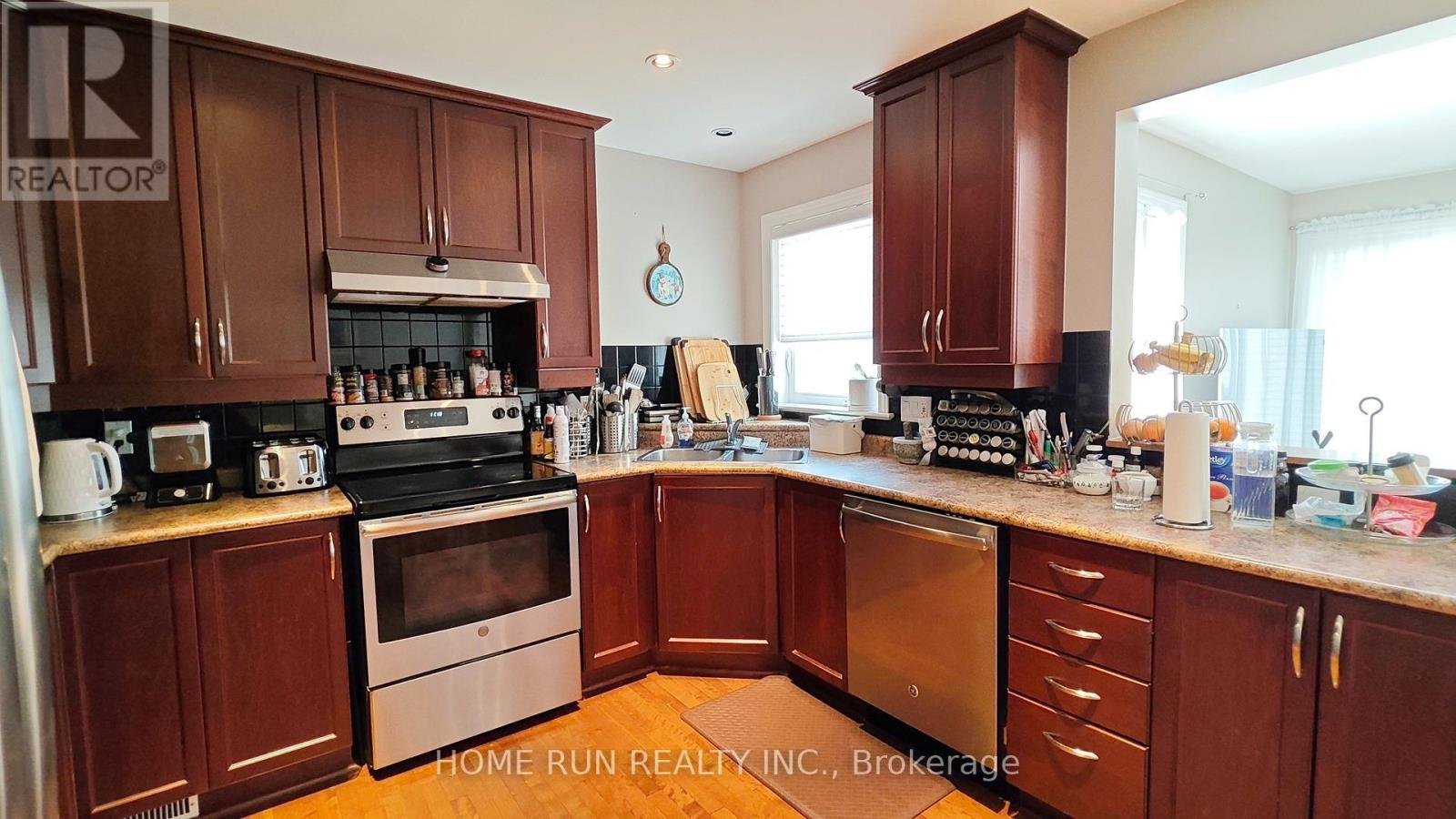 151 WHETSTONE CRESCENT - Photo 6