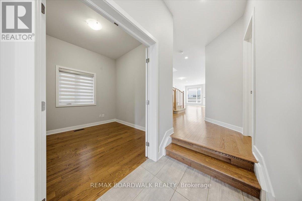 54 THUNDERBOLT STREET - Photo 3