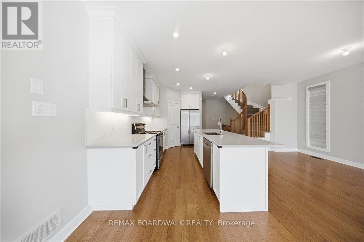 54 THUNDERBOLT STREET - Photo 8
