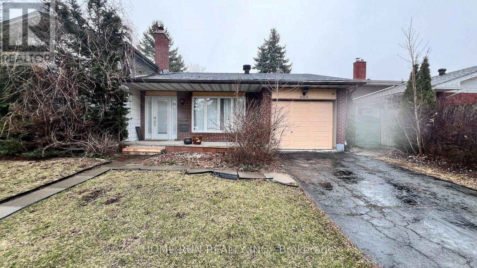 960 CAHILL DRIVE - Photo 1