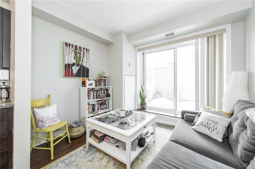 429 Kent Street - Photo 1