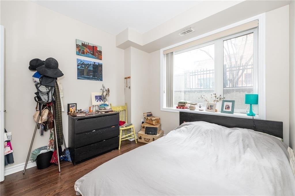 429 Kent Street - Photo 8