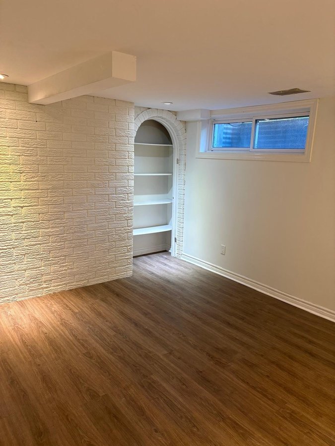 2550 Traverse Drive - Photo 4