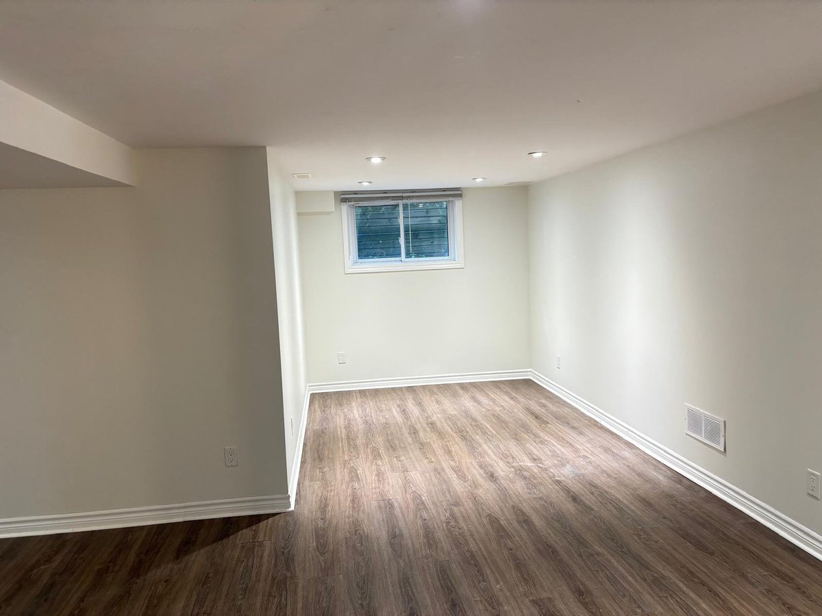 2550 Traverse Drive - Photo 3