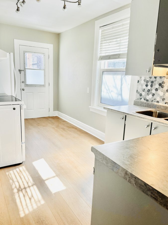 230 Frank Street - Photo 9