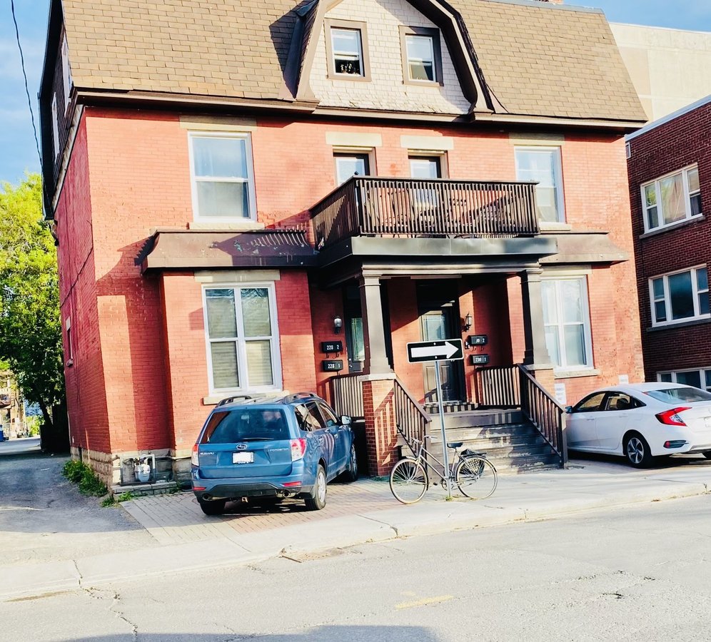 230 Frank Street - Photo 17