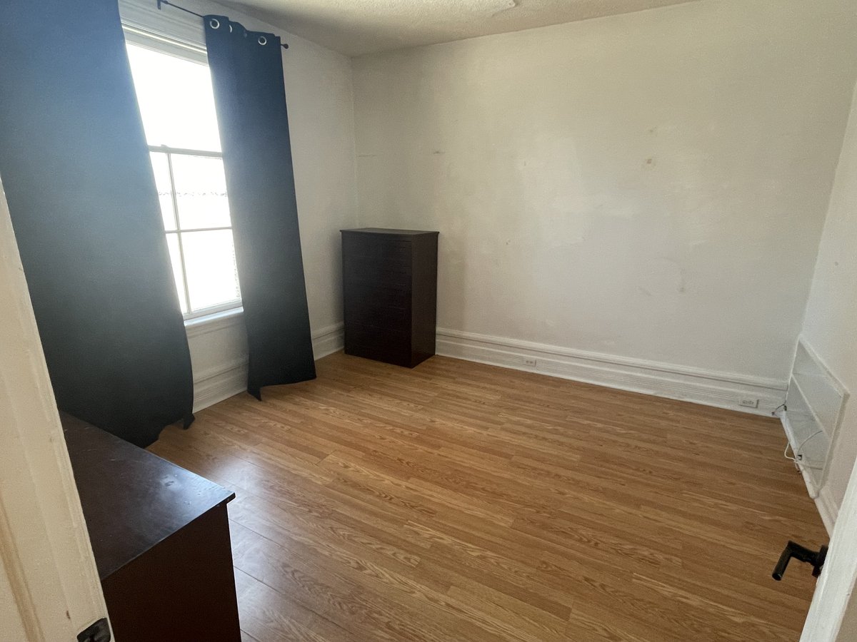 694 Albert Street - Photo 2
