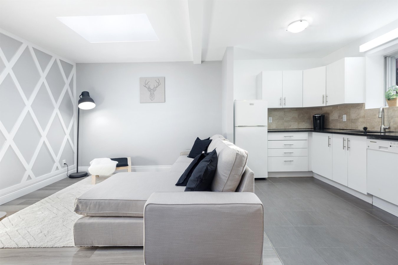467 Slater Street - Photo 4