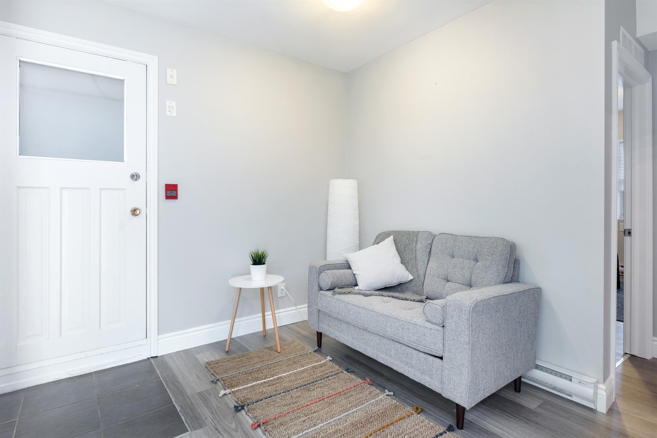 467 Slater Street - Photo 5