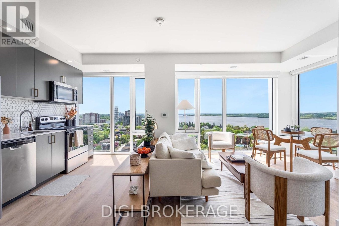 1008 - 2070 SCOTT STREET - Photo 2