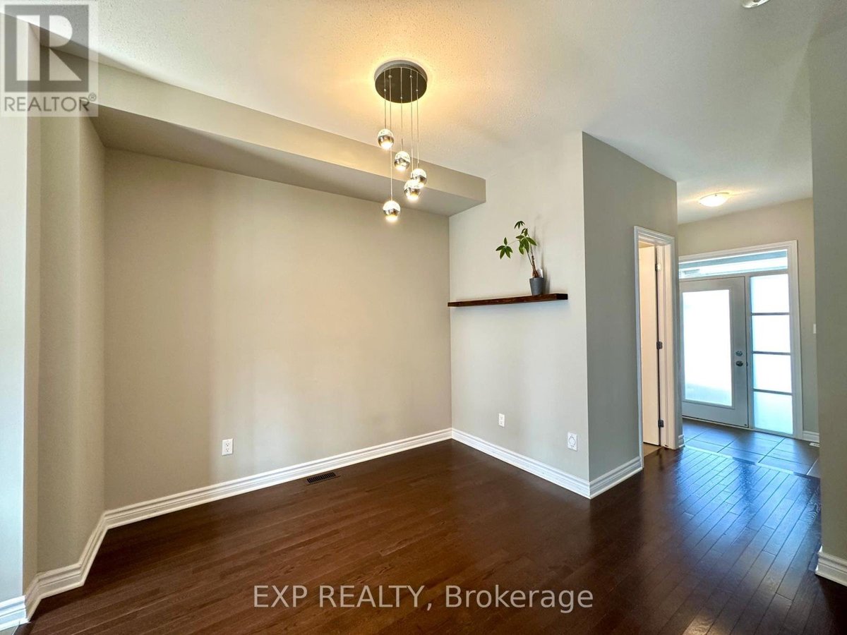 2470 WATERLILLY WAY - Photo 2