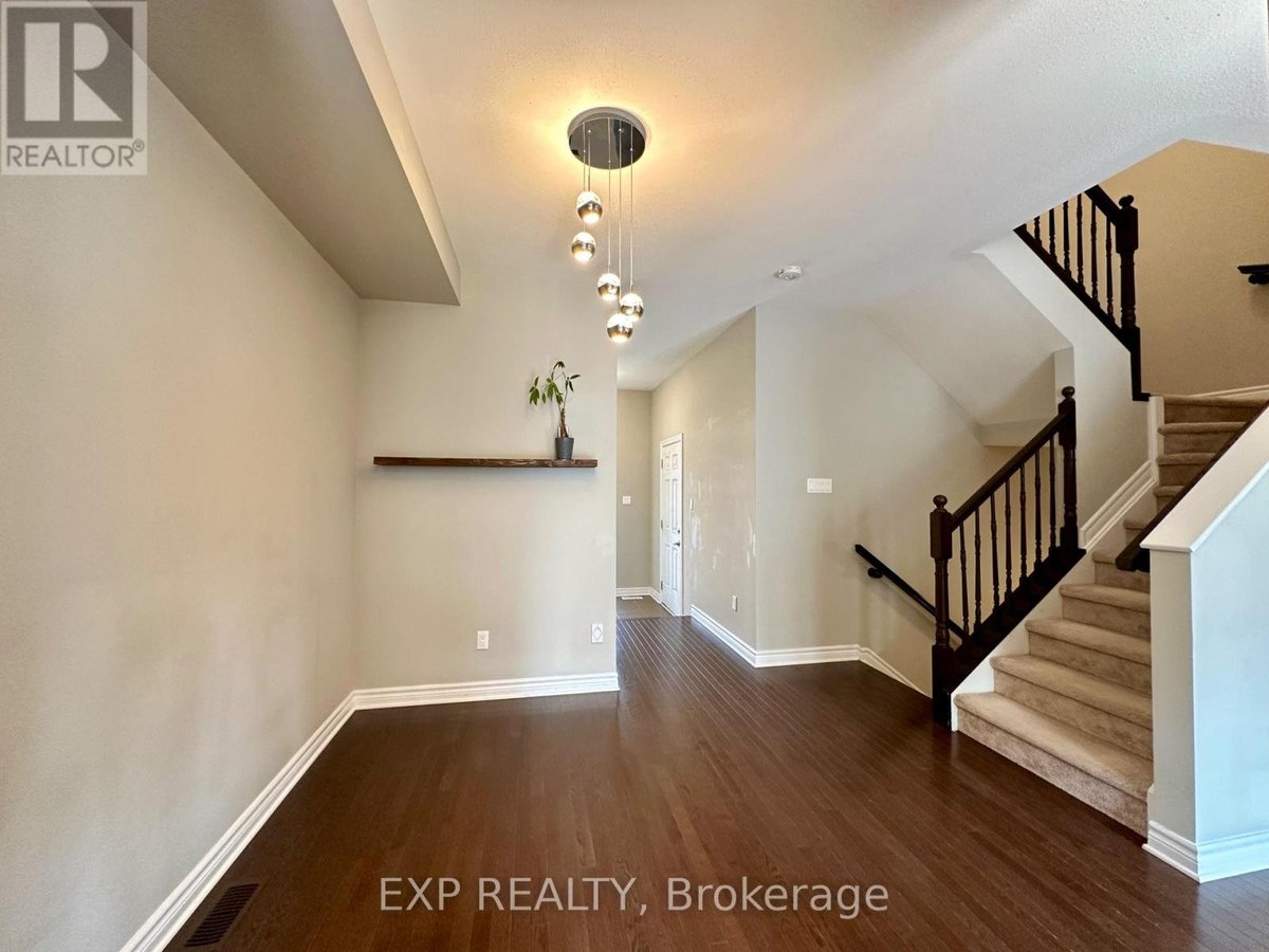 2470 WATERLILLY WAY - Photo 3