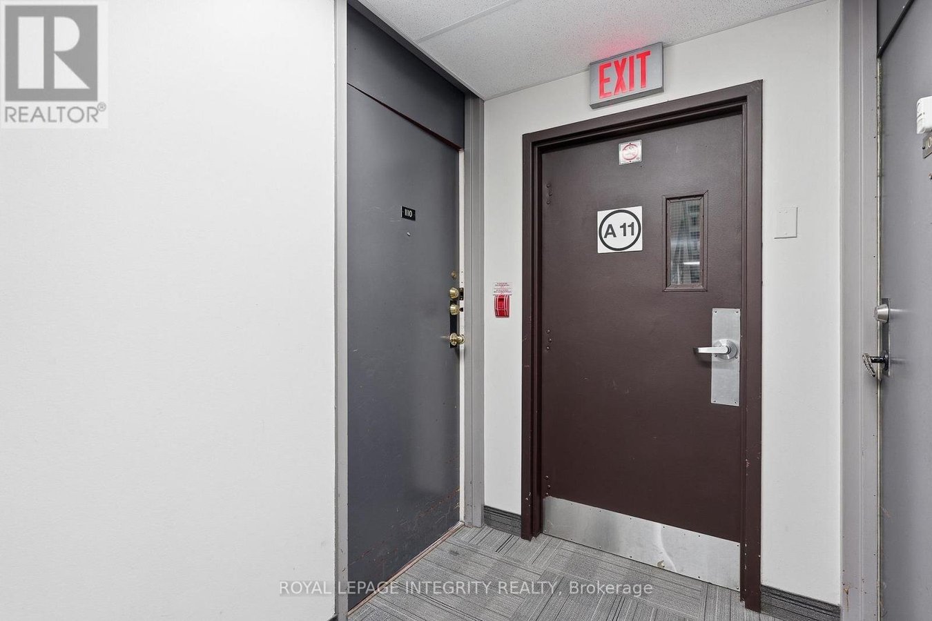 1110 - 2000 JASMINE CRESCENT - Photo 3