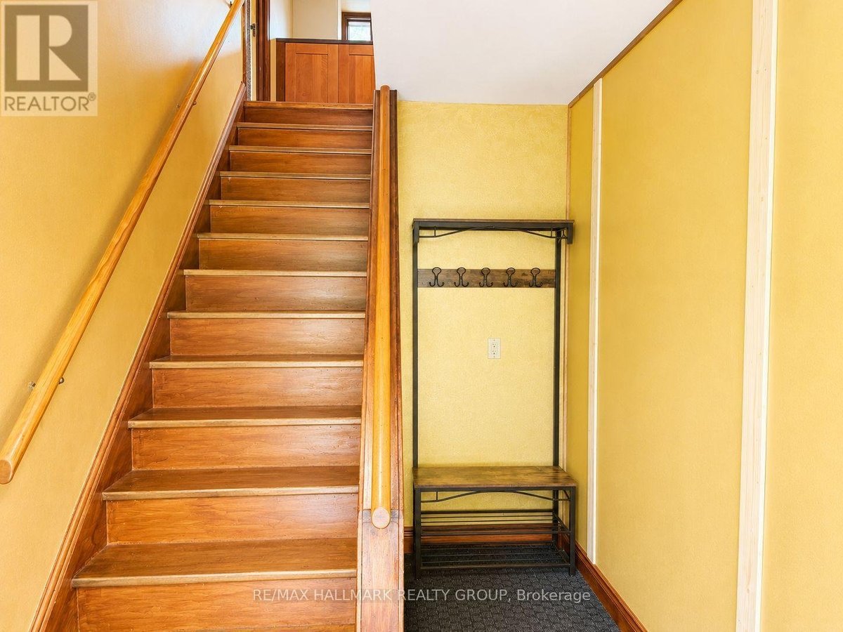 3565 ALBION ROAD - Photo 2