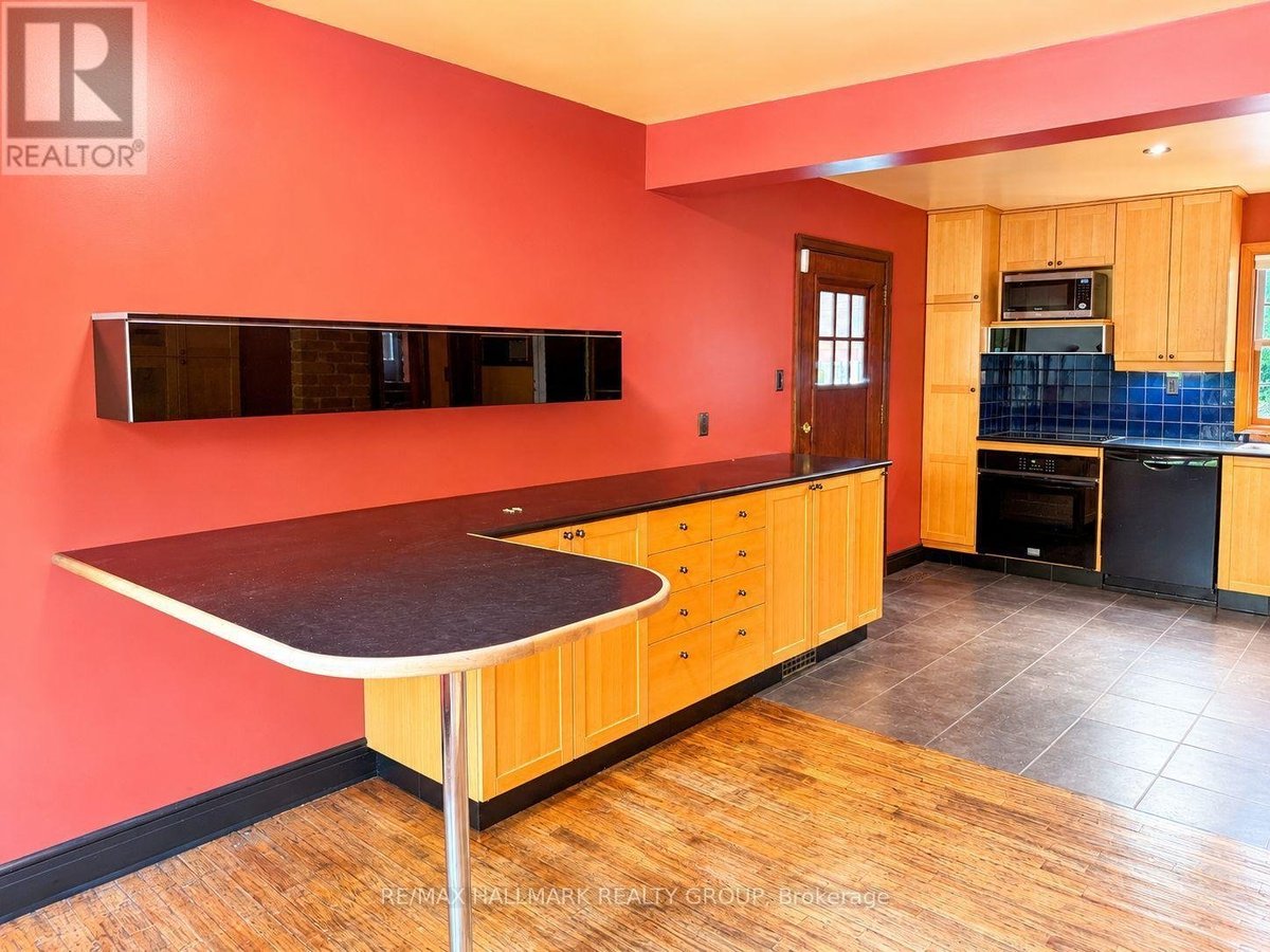 3565 ALBION ROAD - Photo 4