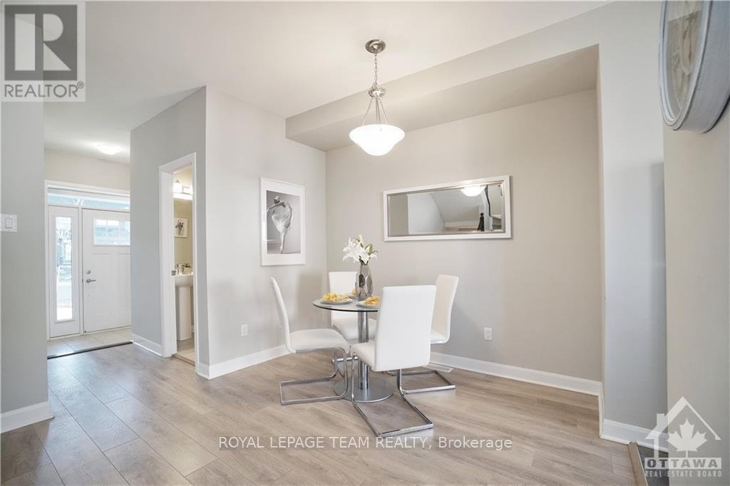 217 GEYSER PLACE - Photo 4