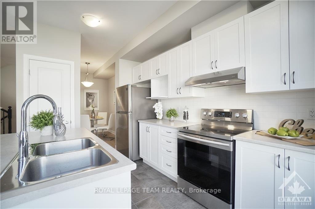 217 GEYSER PLACE - Photo 12
