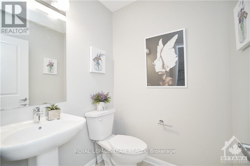 217 GEYSER PLACE - Photo 13