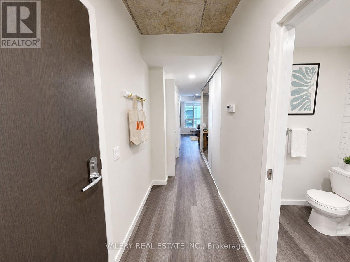 R1002 - 256 RIDEAU STREET - Photo 2