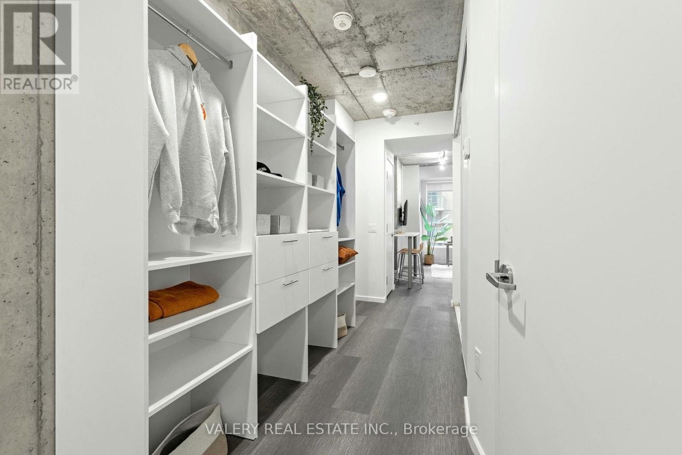 R1002 - 256 RIDEAU STREET - Photo 9
