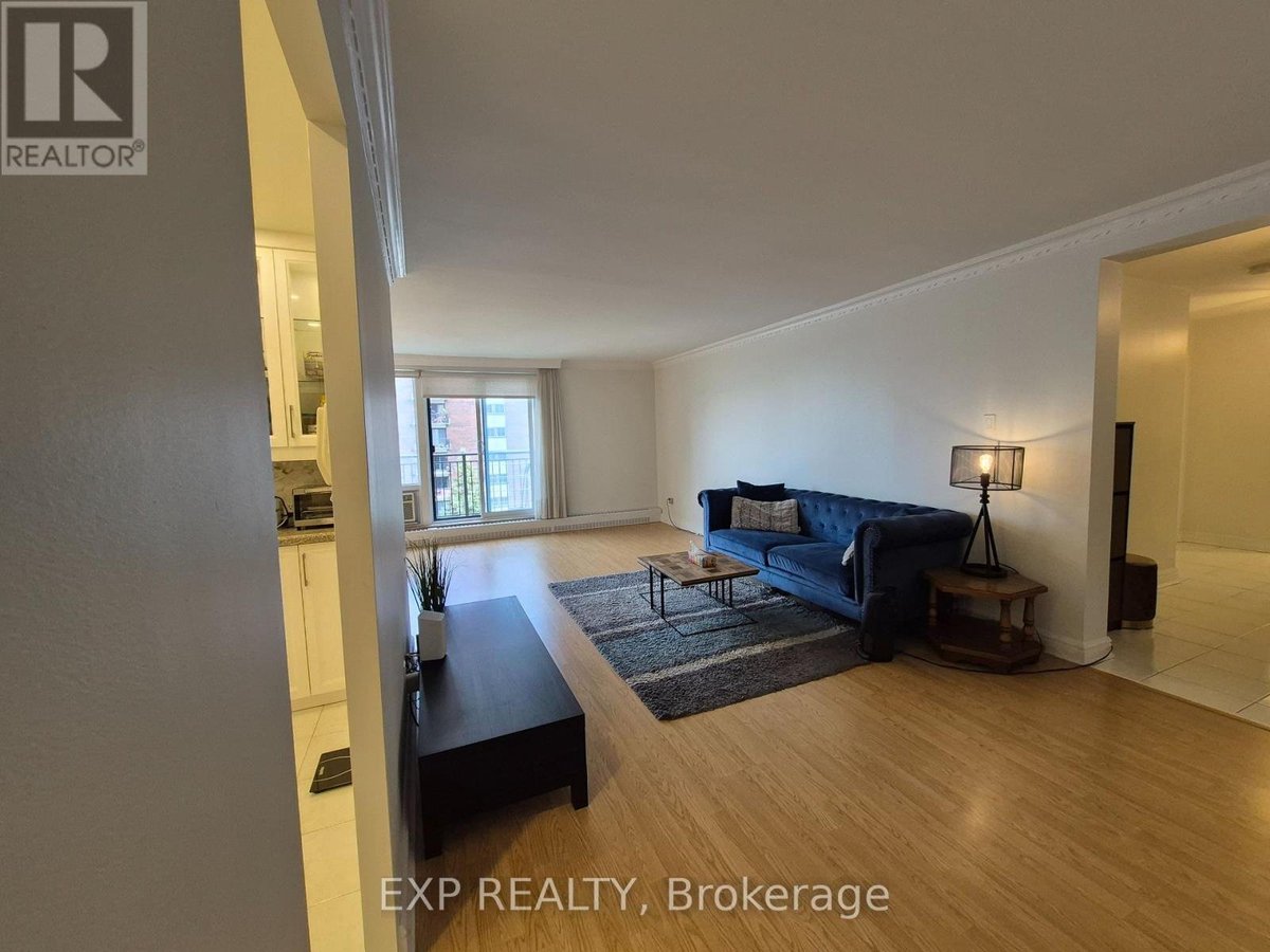 609 - 1485 BASELINE ROAD - Photo 2