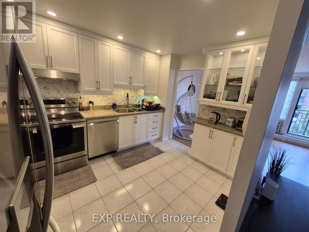 609 - 1485 BASELINE ROAD - Photo 3