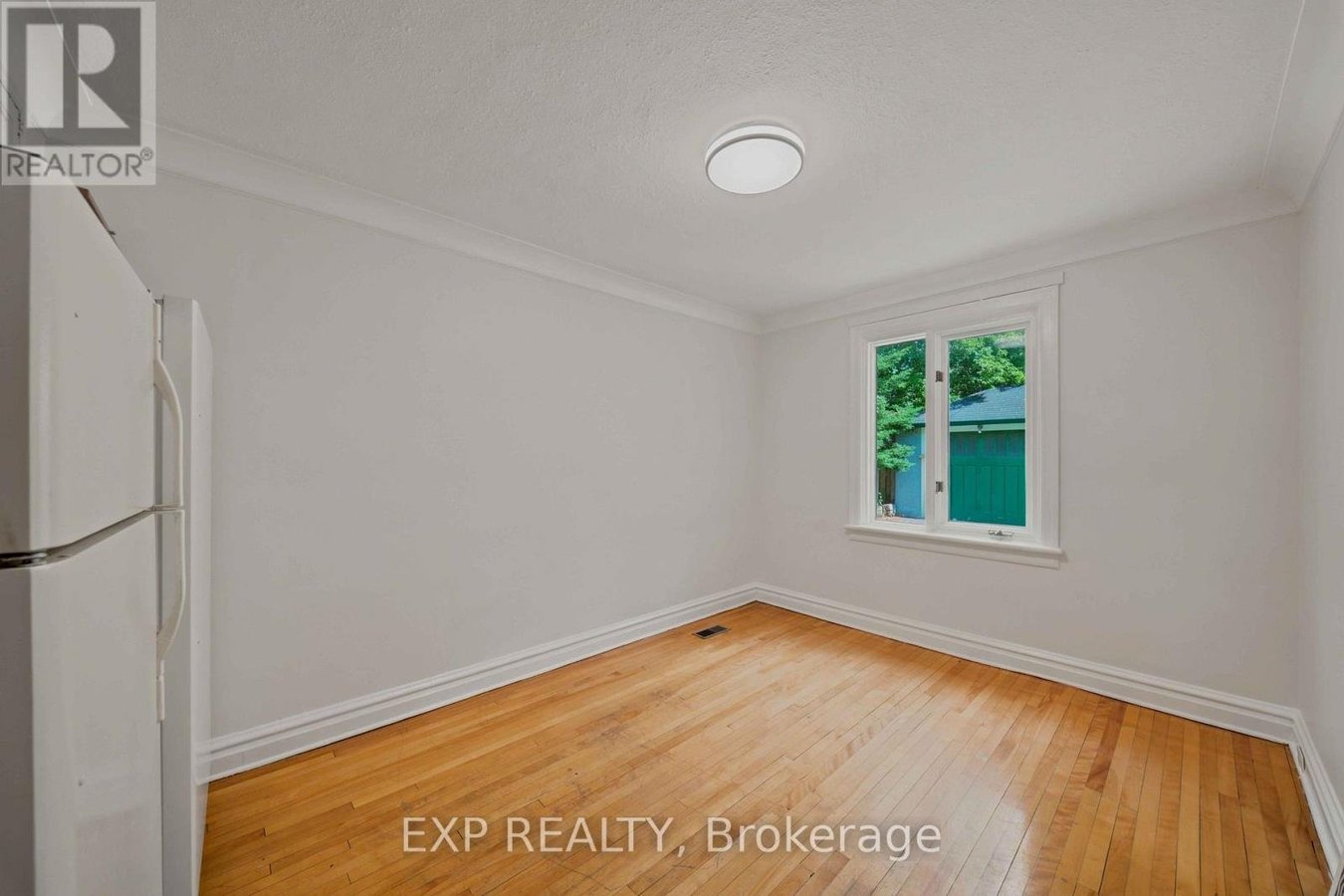 452 SUNNYSIDE AVENUE - Photo 9