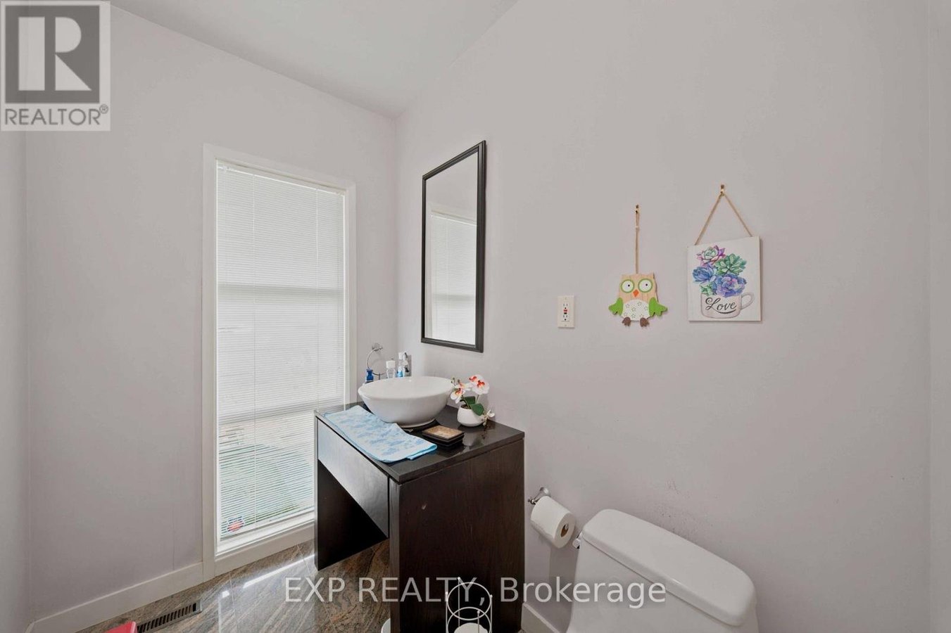 304 ROGER ROAD - Photo 31