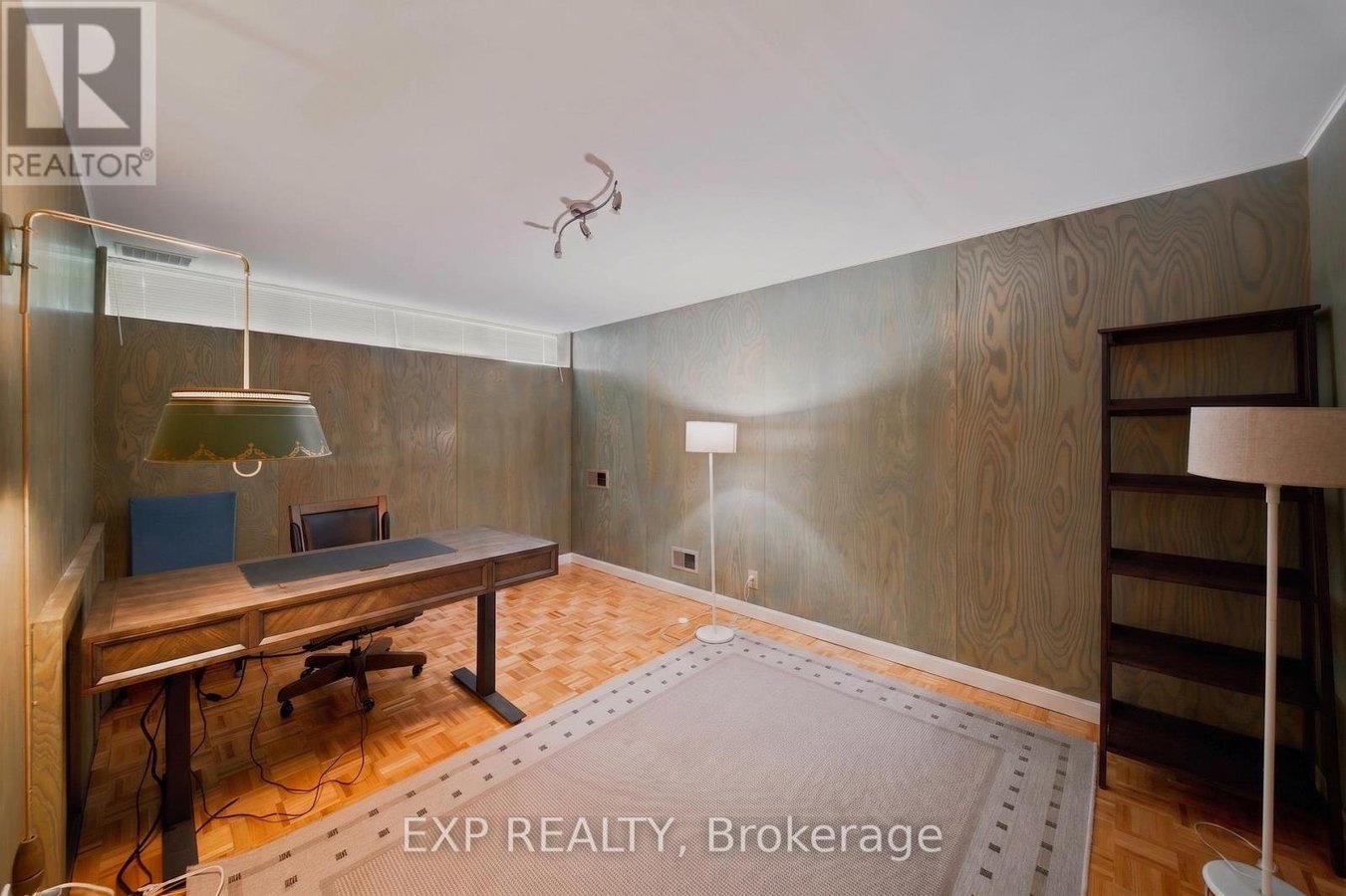 304 ROGER ROAD - Photo 38