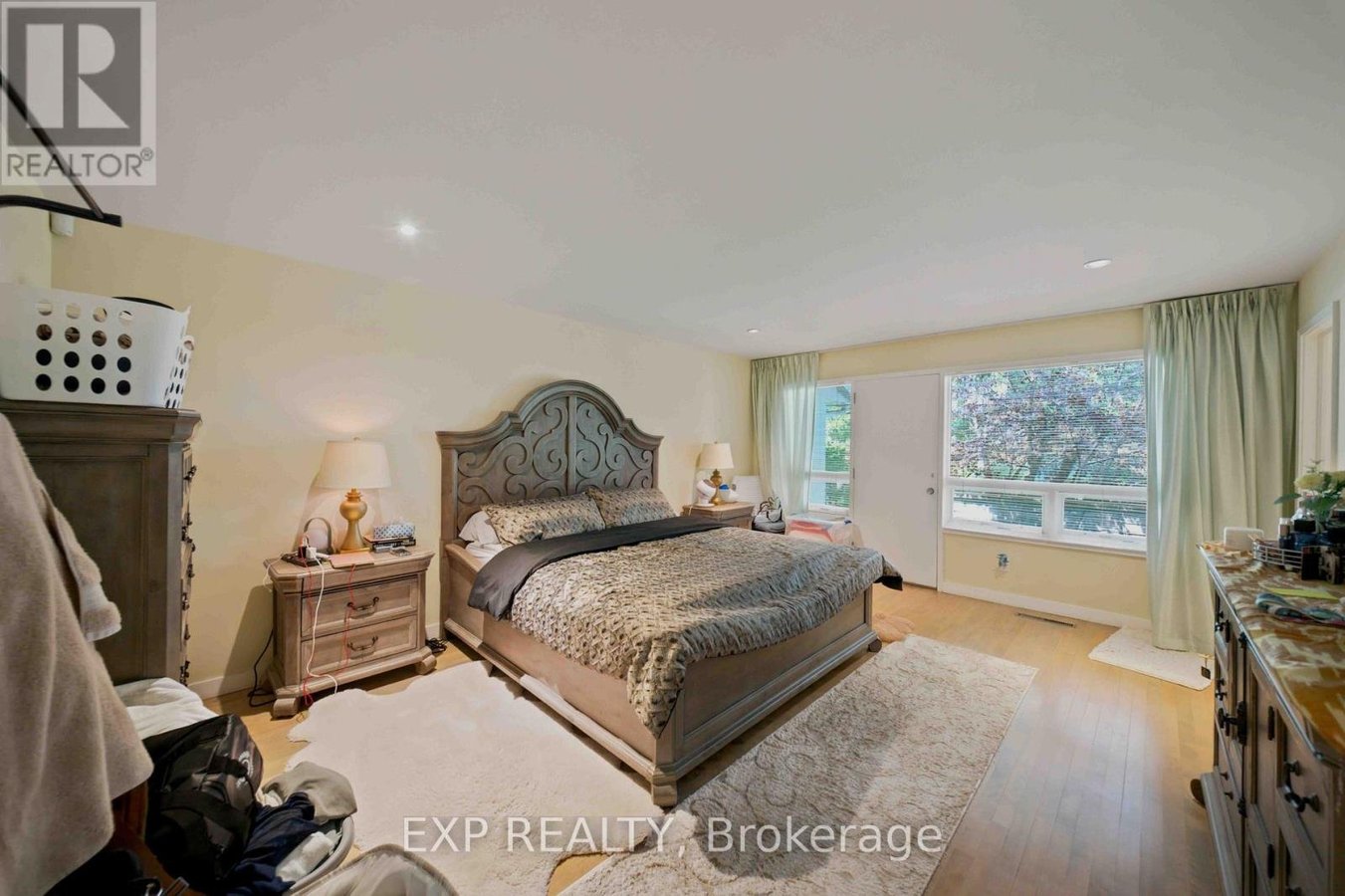 304 ROGER ROAD - Photo 17