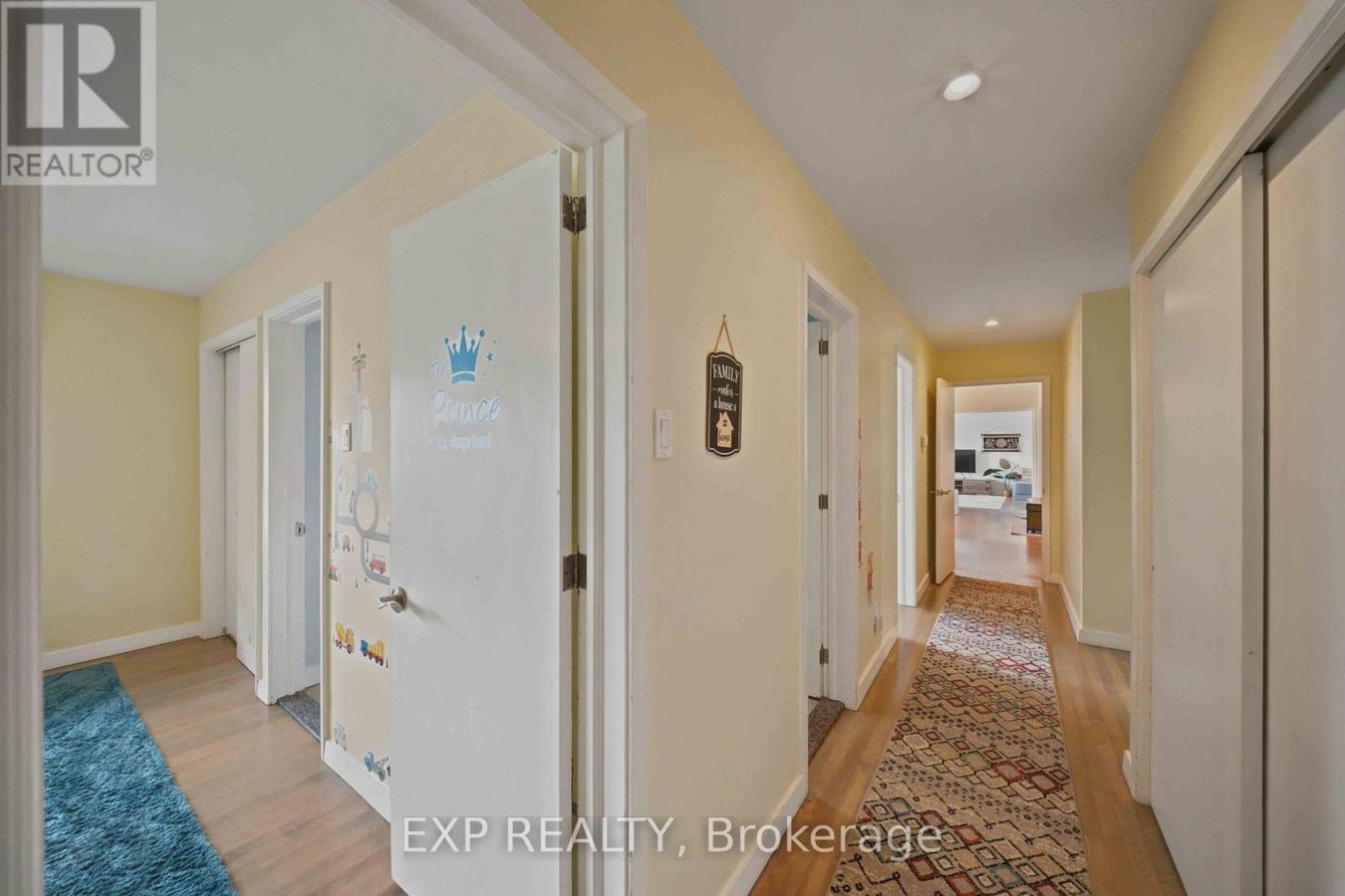 304 ROGER ROAD - Photo 21