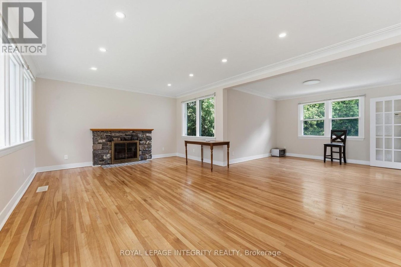 1873 FAIRBANKS AVENUE - Photo 5