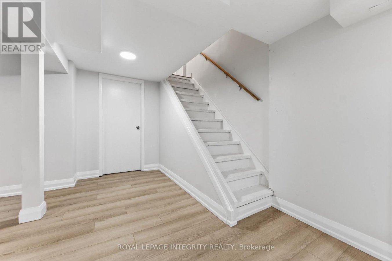 1873 FAIRBANKS AVENUE - Photo 23