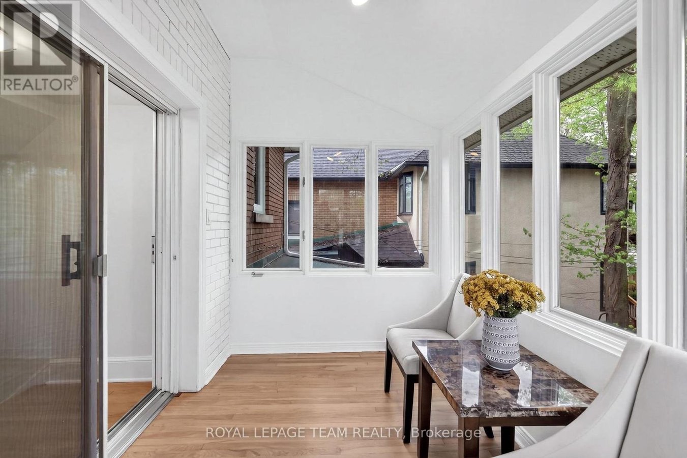 131 ACACIA AVENUE - Photo 18