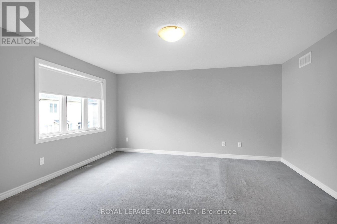 208 MISSION TRAIL CRESCENT - Photo 24
