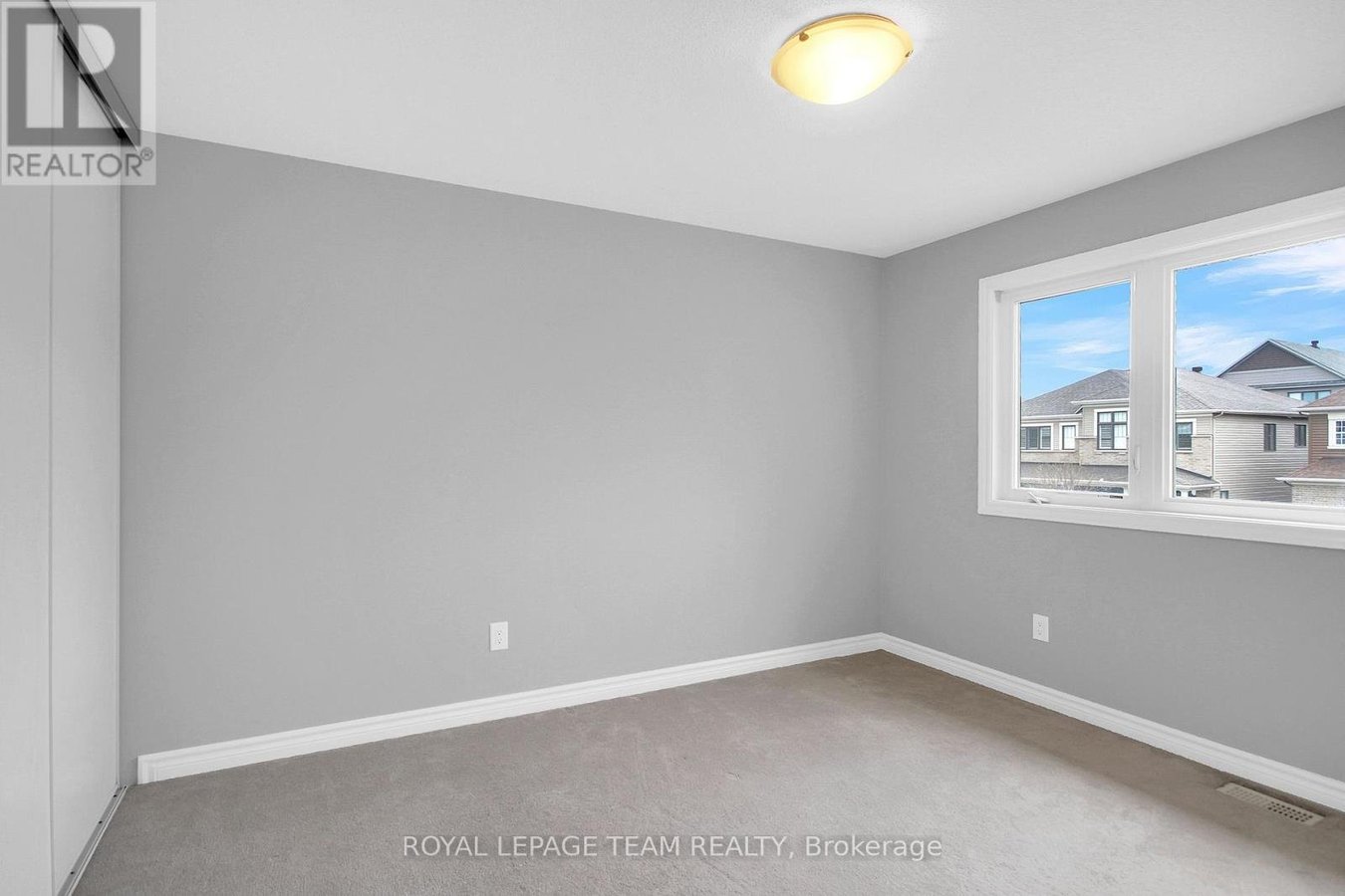 208 MISSION TRAIL CRESCENT - Photo 28