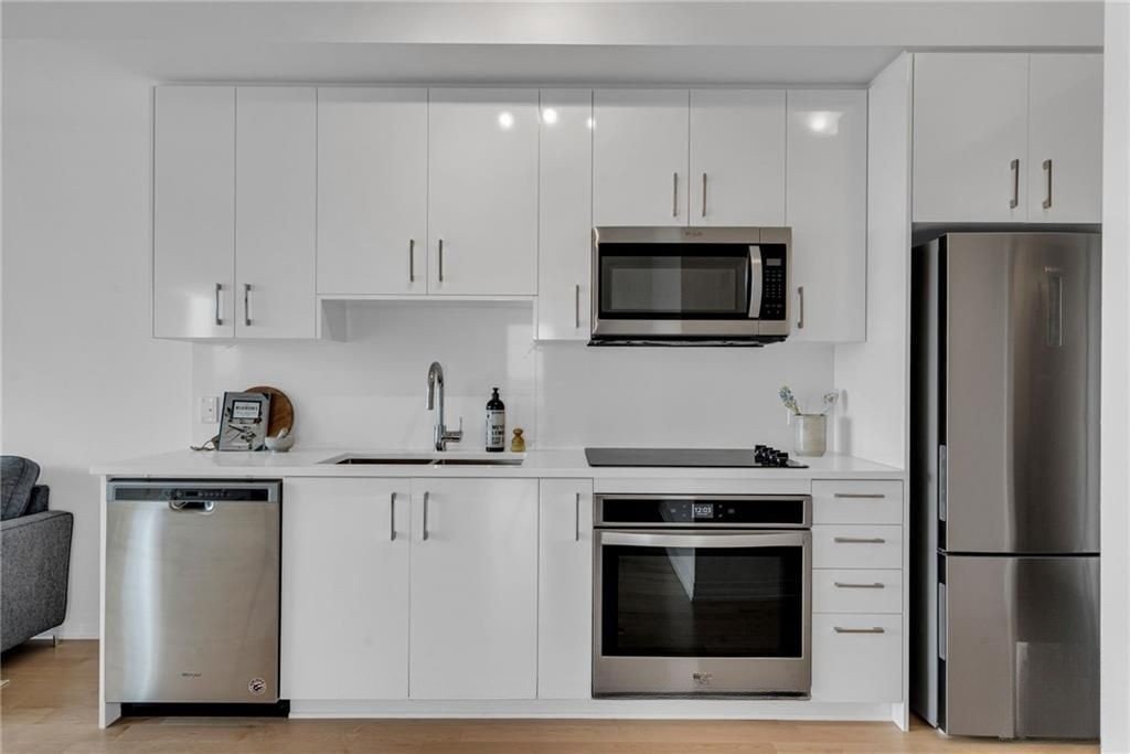 805 Carling Avenue - Photo 6
